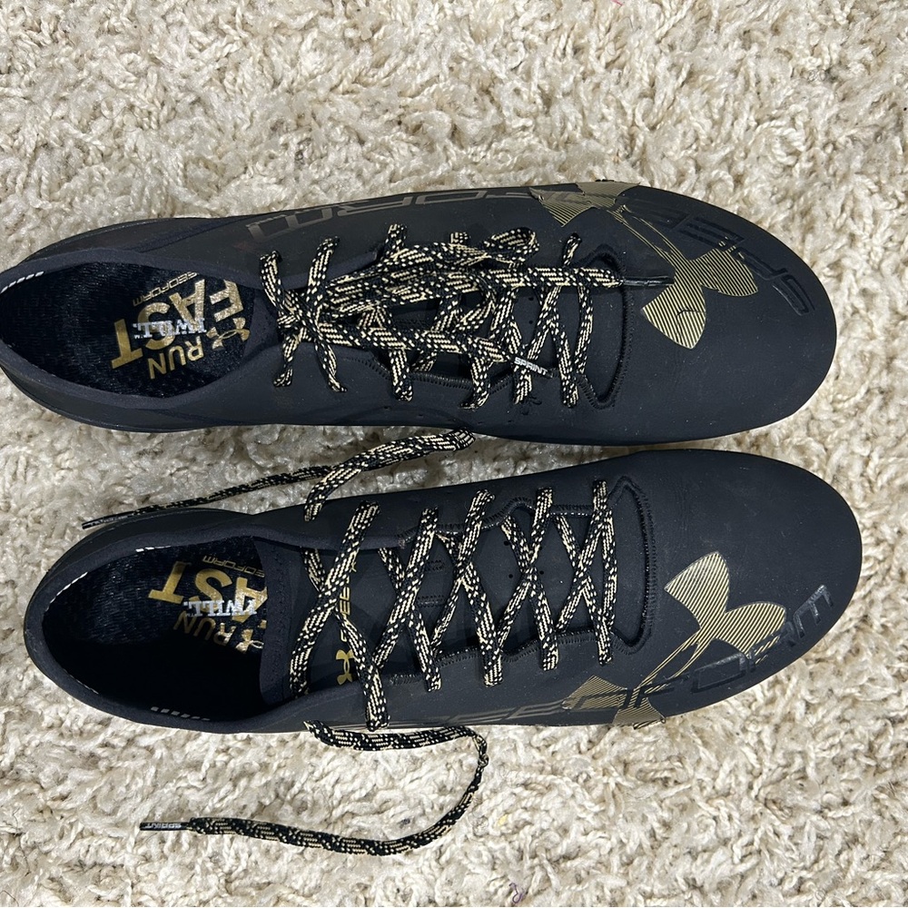 Under Armour speed form track spikes